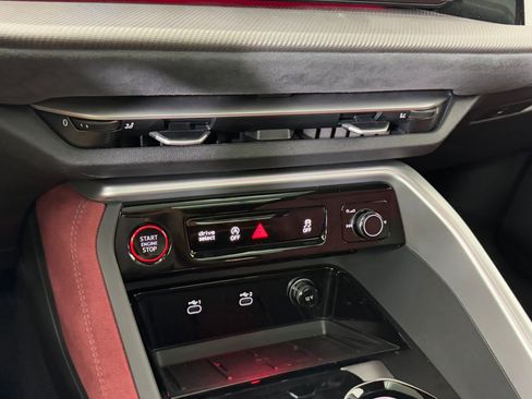 New 2025 Audi SQ5 Premium Plus image 22