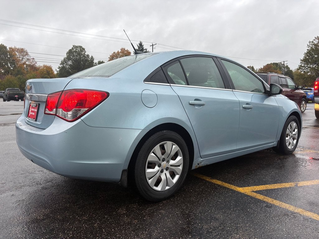 Used 2012 Chevrolet Cruze LS w/ Connectivity Package FWD image 6