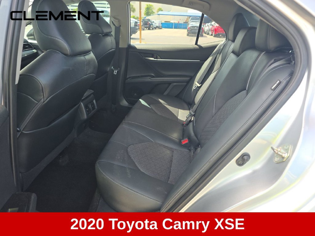 Used 2020 Toyota Camry XSE FWD image 5