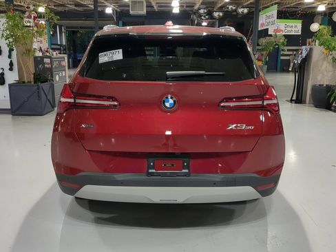 Used 2025 BMW X3 xDrive30i AWD/4WD image 9