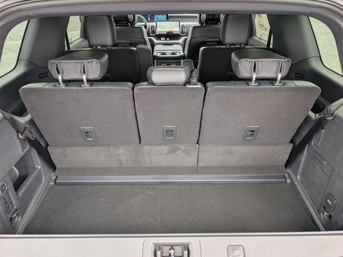 New 2027 Ford Expedition Platinum w/ Stealth Performance Package AWD/4WD image 14