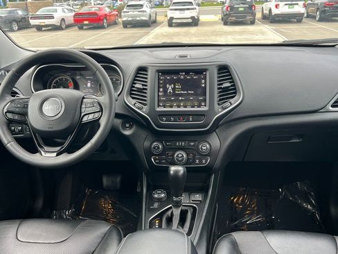 Certified 2023 Jeep Cherokee Altitude Lux image 18