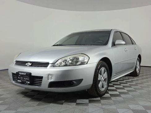 Used 2011 Chevrolet Impala LT FWD image 3