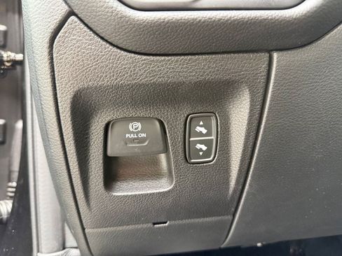 New 2026 RAM 1500 Laramie AWD/4WD image 26