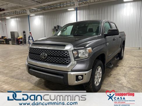 Used 2020 Toyota Tundra SR5 w/ SR5 Convenience Package image 1
