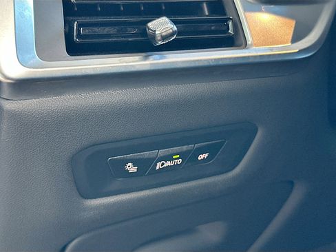 Certified 2025 BMW X5 xDrive50e w/ M Sport Package image 10