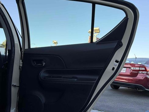 Used 2018 Toyota Prius C Two image 59