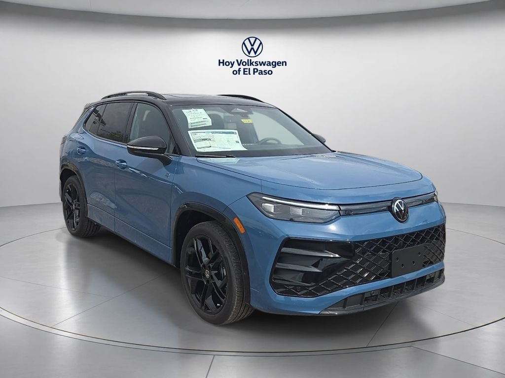 New 2026 Volkswagen Tiguan SE R-Line FWD image 1