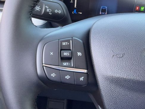 New 2026 Ford Maverick XLT w/ XLT Luxury Package FWD image 14
