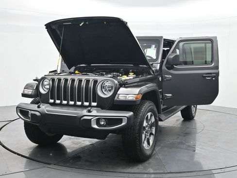 Used 2021 Jeep Wrangler Unlimited Sahara image 33