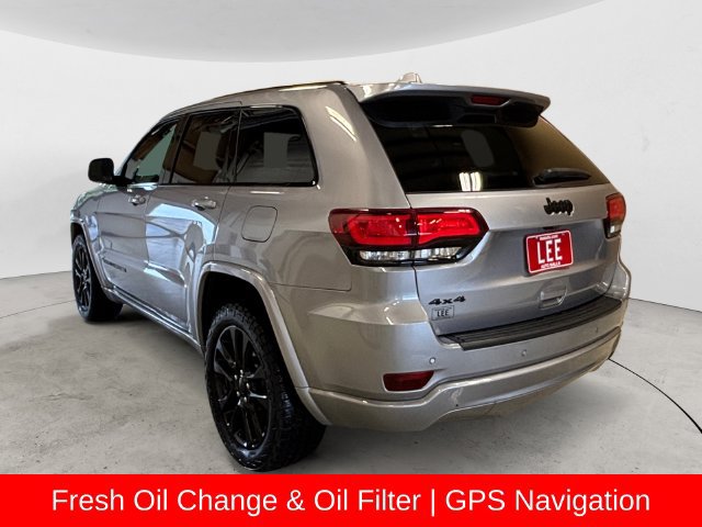 Used 2021 Jeep Grand Cherokee Laredo X AWD/4WD image 3