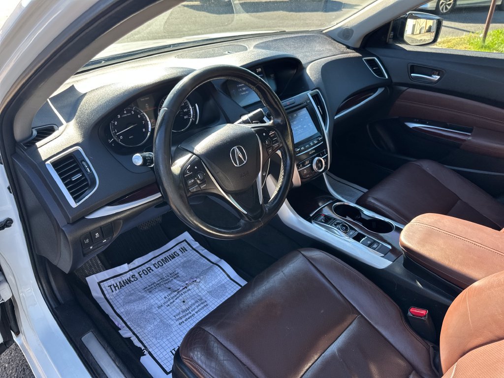 Used 2016 Acura TLX w/ Technology Package FWD image 13