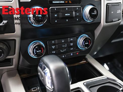 Used 2019 Ford F150 Lariat w/ Equipment Group 502A Luxury image 18