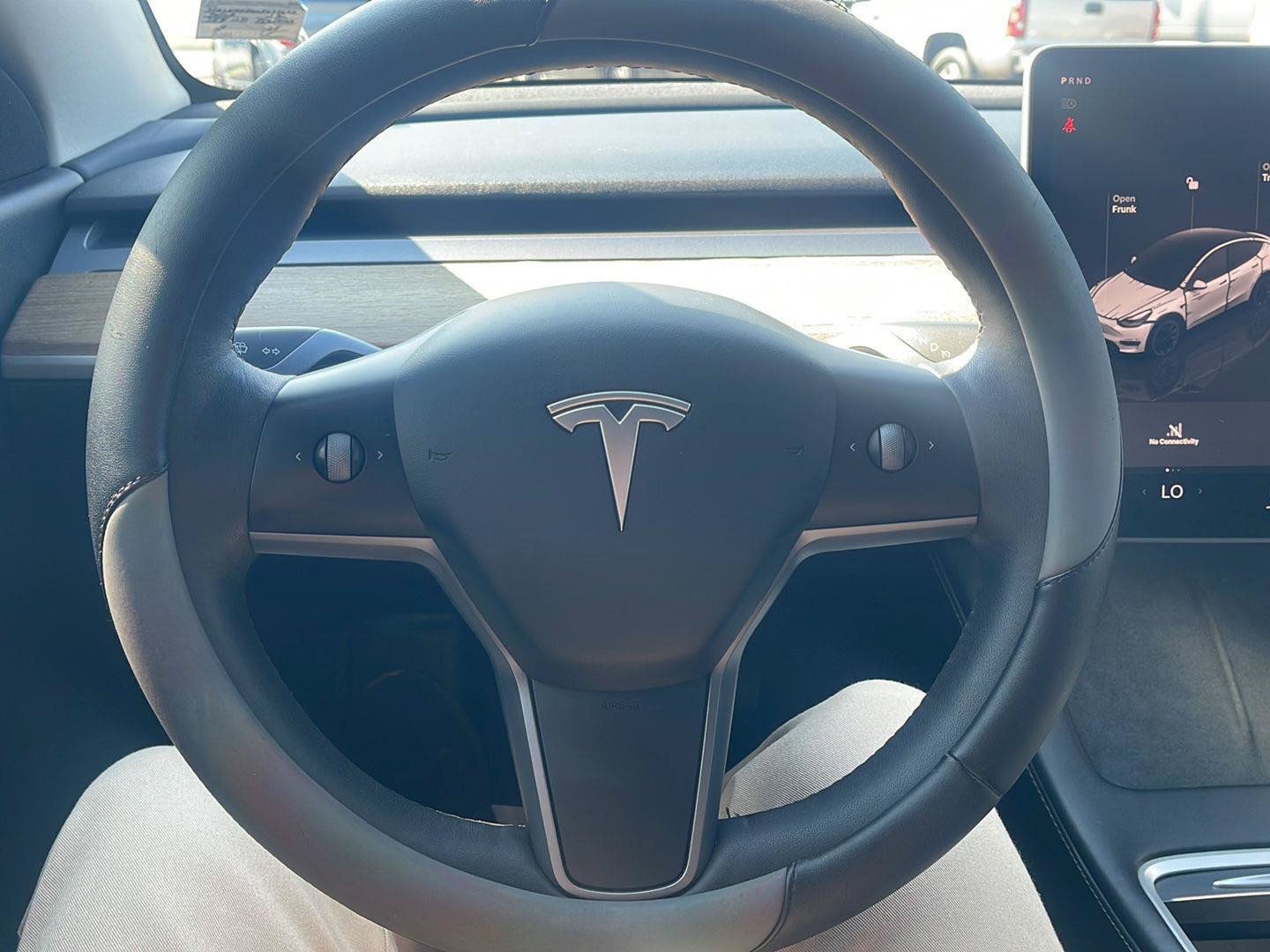 Used 2022 Tesla Model Y Long Range AWD/4WD image 18
