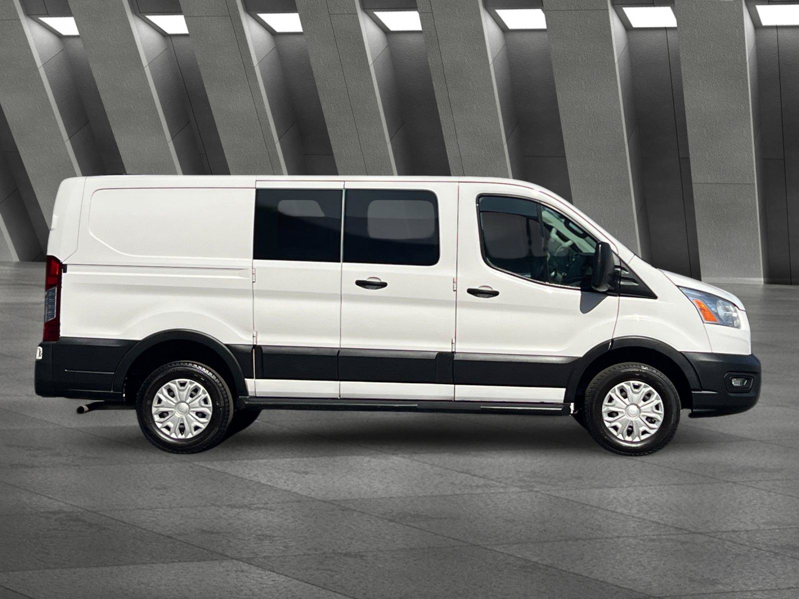 Used 2022 Ford Transit 250 Low Roof w/ Exterior Upgrade Package RWD image 3