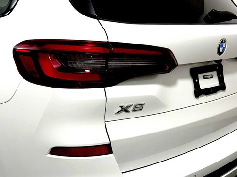 Used 2023 BMW X5 xDrive40i w/ M Sport Package AWD/4WD image 27