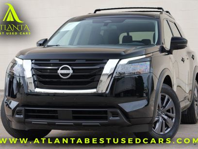Used 2024 Nissan Pathfinder SV