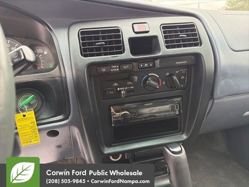 Used 2000 Toyota 4Runner SR5 image 20