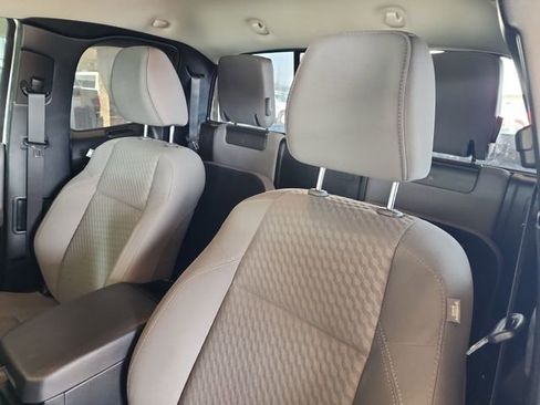 Used 2022 Toyota Tacoma 2WD Access Cab image 12