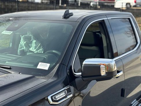 New 2026 GMC Sierra 1500 SLT w/ SLT Premium Plus Package image 10