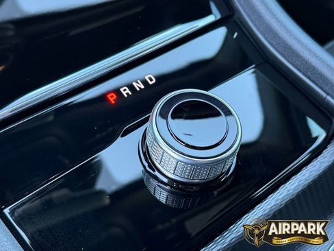 New 2025 Jeep Grand Cherokee Altitude AWD/4WD image 16