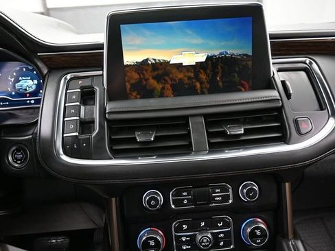 Used 2024 Chevrolet Tahoe High Country w/ Advanced Technology Package AWD/4WD image 10
