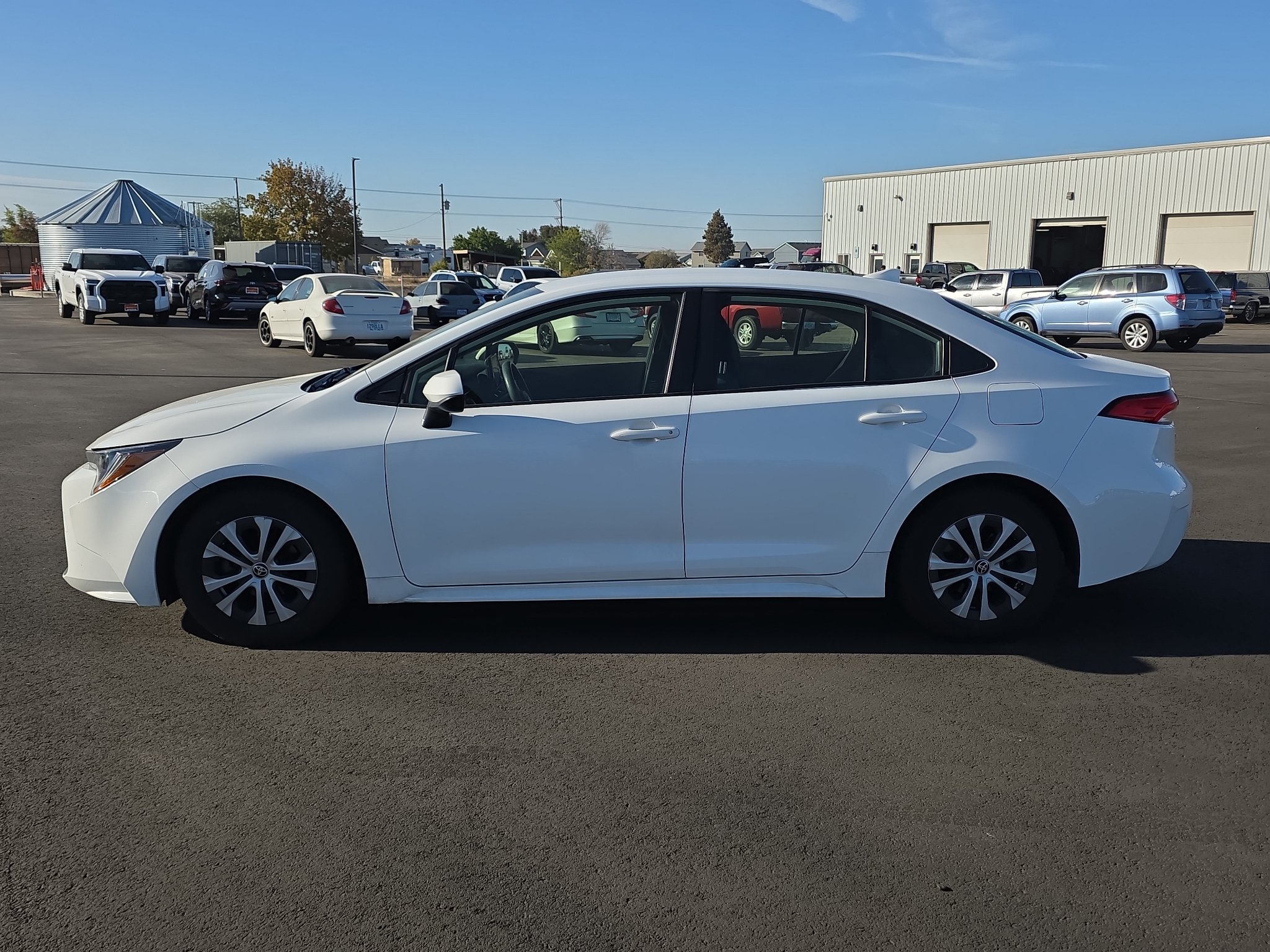 Certified 2022 Toyota Corolla LE FWD image 4