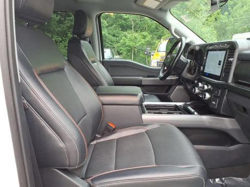 Certified 2023 Ford F250 Lariat w/ Lariat Ultimate Package AWD/4WD image 15