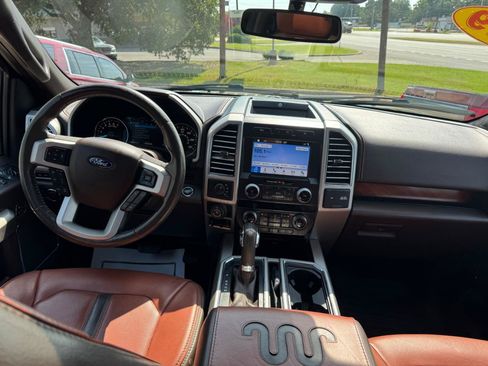 Used 2019 Ford F150 King Ranch w/ Equipment Group 601A Luxury AWD/4WD image 16