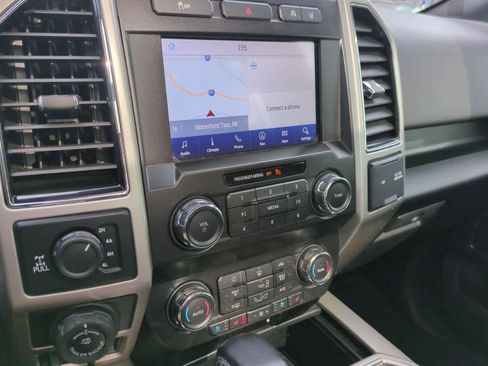 Used 2020 Ford F150 Lariat image 28