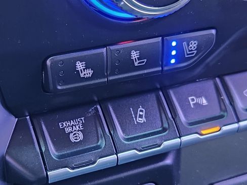 Used 2021 GMC Sierra 2500 Denali w/ Denali Ultimate Package image 23