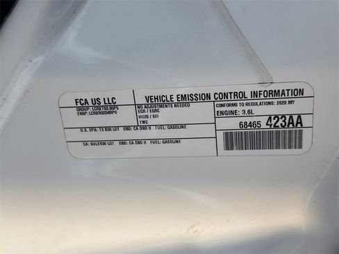 Used 2020 Jeep Grand Cherokee Altitude image 12