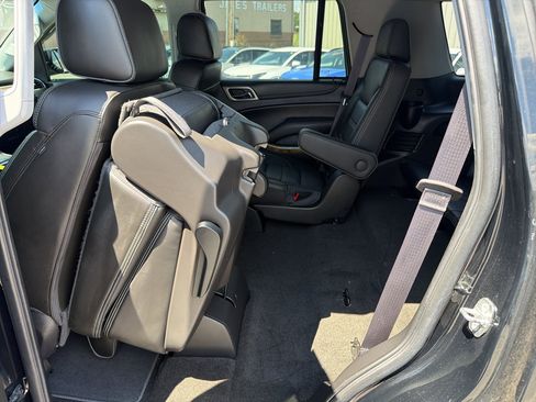 Used 2017 GMC Yukon Denali w/ Open Road Package RWD image 15
