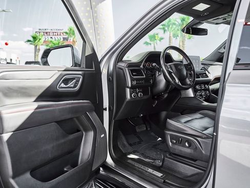 Used 2021 Chevrolet Tahoe RST AWD/4WD image 13
