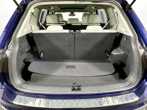 Used 2023 Volkswagen Tiguan SE FWD image 30