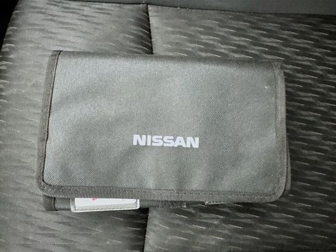 Used 2020 Nissan Rogue SV AWD/4WD image 36