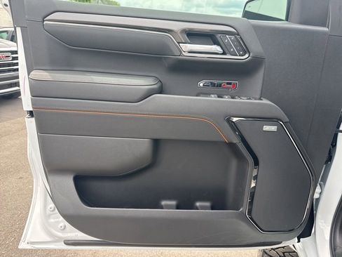 New 2026 GMC Sierra 1500 AT4 w/ AT4 Premium Package AWD/4WD image 11