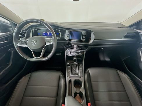 Used 2024 Volkswagen Jetta SE image 10