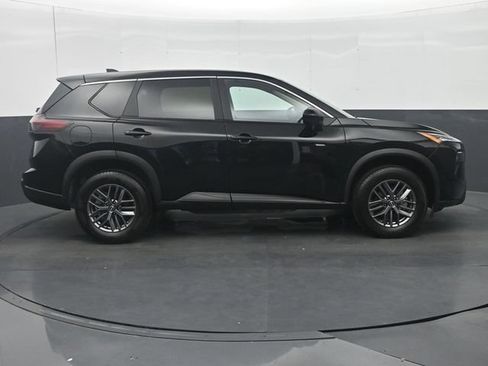 Used 2026 Nissan Rogue SV FWD image 8