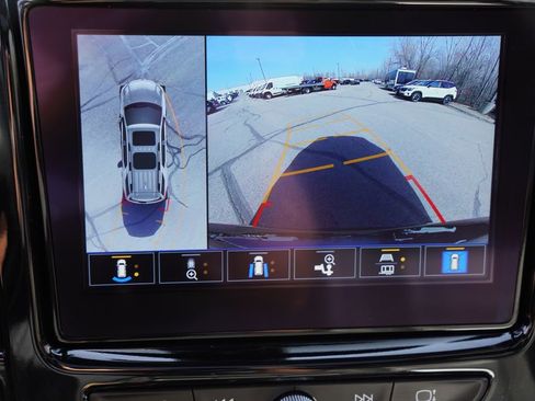 Certified 2023 Chevrolet Traverse LT w/ LT Premium Package image 37