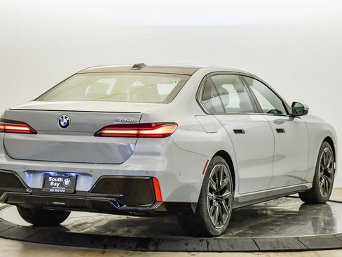 New 2026 BMW 740i w/ Premium Package image 5