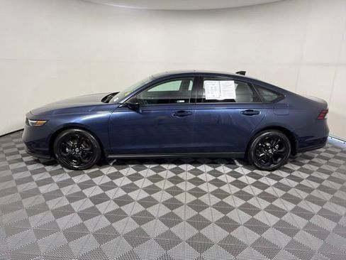 Used 2025 Honda Accord SE image 3