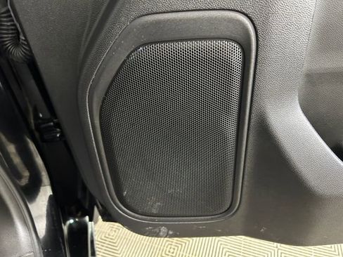 Used 2025 Chevrolet Silverado 2500 W/T image 30