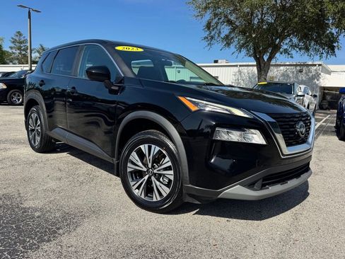 Used 2023 Nissan Rogue SV FWD image 11