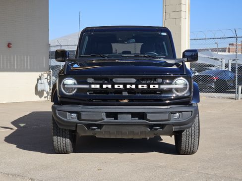 Used 2021 Ford Bronco Outer Banks image 6