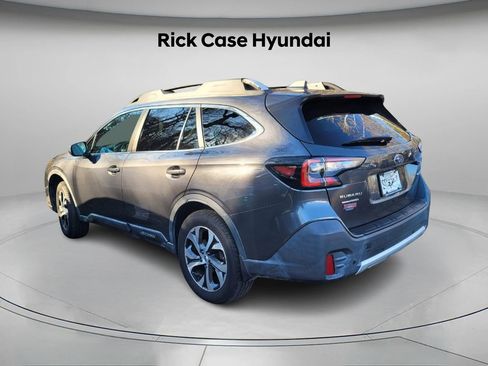 Used 2020 Subaru Outback Limited image 3