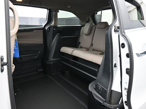 Used 2024 Honda Odyssey EX-L image 35