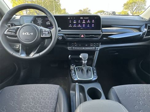 New 2026 Kia Seltos S image 24