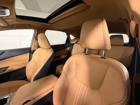 Used 2024 Lexus NX 250 FWD w/ Towing Package (2000 Lbs) image 14