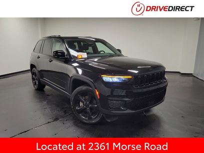 Used 2023 Jeep Grand Cherokee Altitude